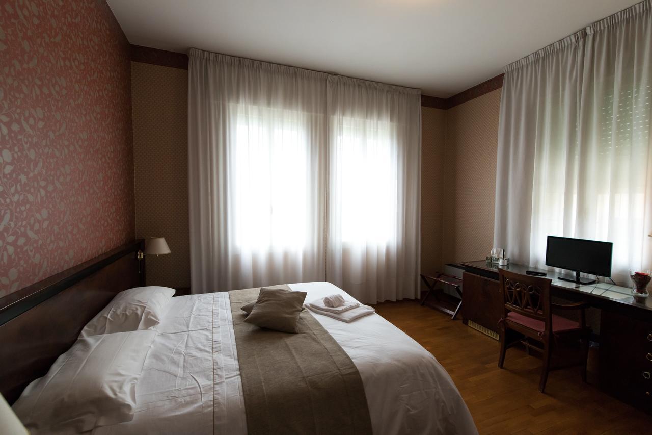 Villa Lussana Teolo Bagian luar foto